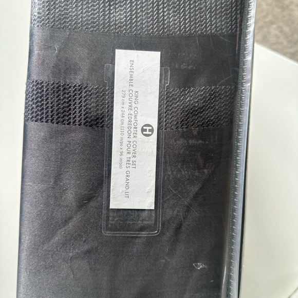 Hotel Collection

Structure 3-Piece Duvet Cover Set - Picture 5 of 7